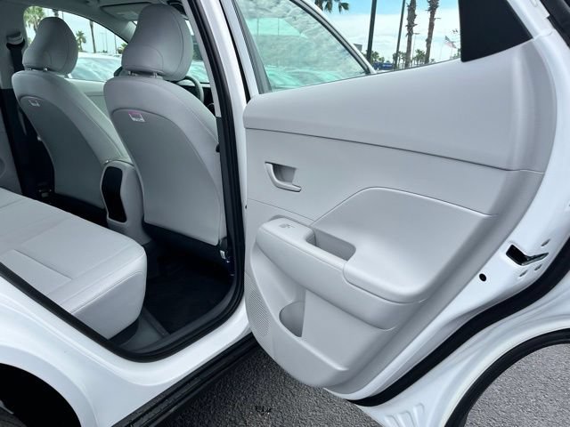 New 2026 Hyundai Kona SE FWD image 19