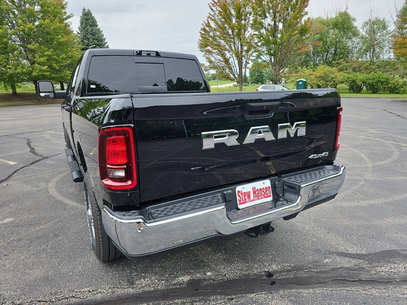 Used 2026 RAM 3500 Tradesman AWD/4WD image 3