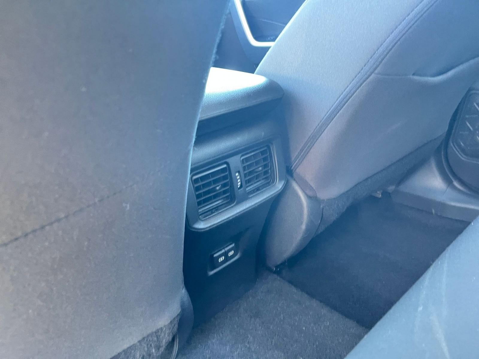 Used 2025 Toyota RAV4 XLE w/ Weather Package FWD image 22