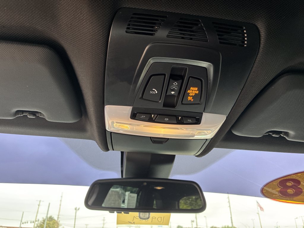 Used 2018 BMW X5 xDrive40e AWD/4WD image 18