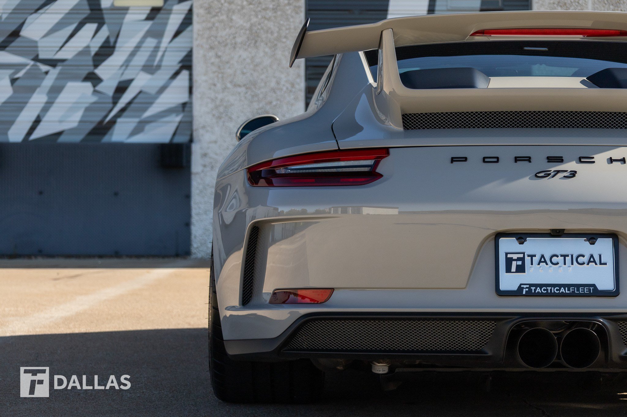 Used 2018 Porsche 911 GT3 RWD image 14