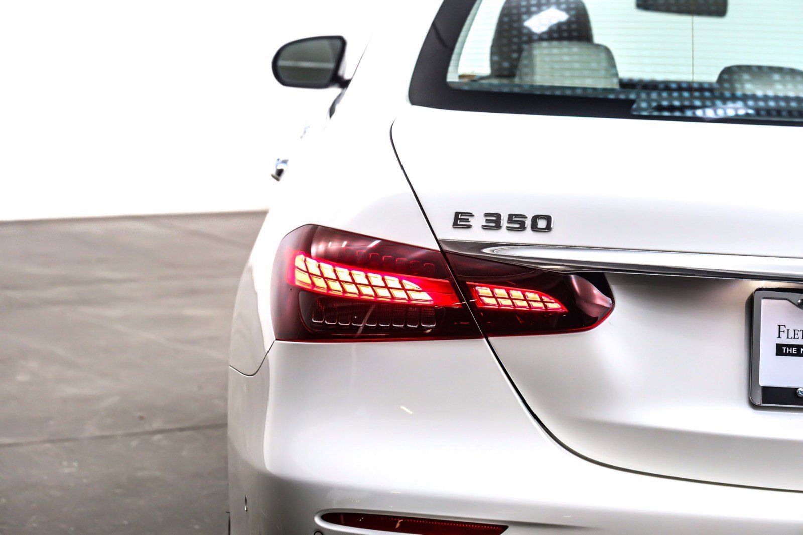 Used 2022 Mercedes-Benz E 350 Sedan image 14