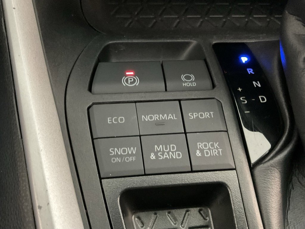 Used 2024 Toyota RAV4 XLE image 18