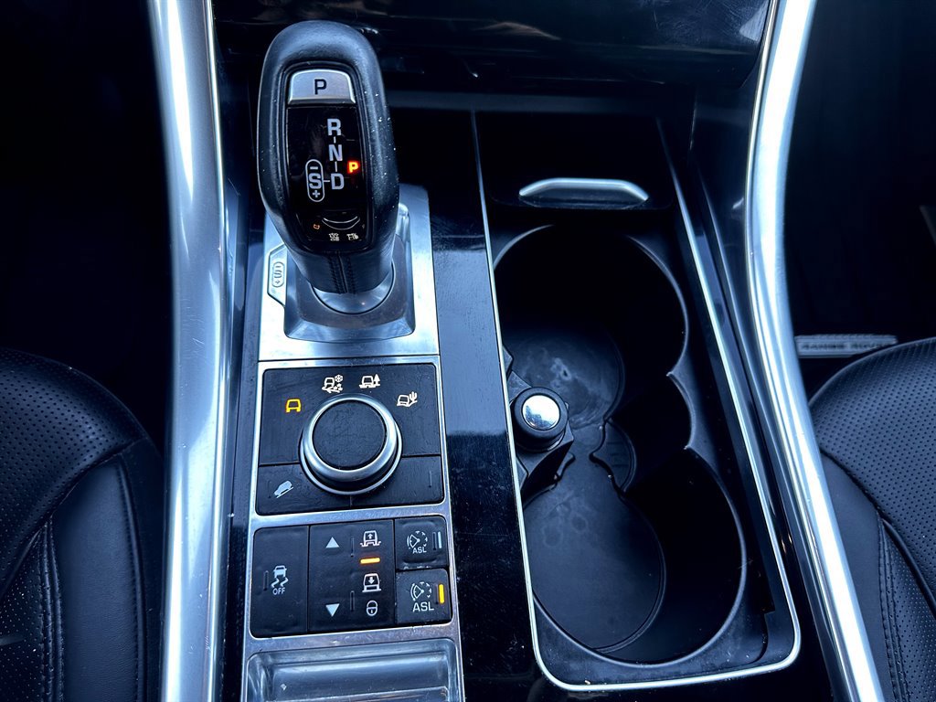 Used 2015 Land Rover Range Rover Sport HSE image 19