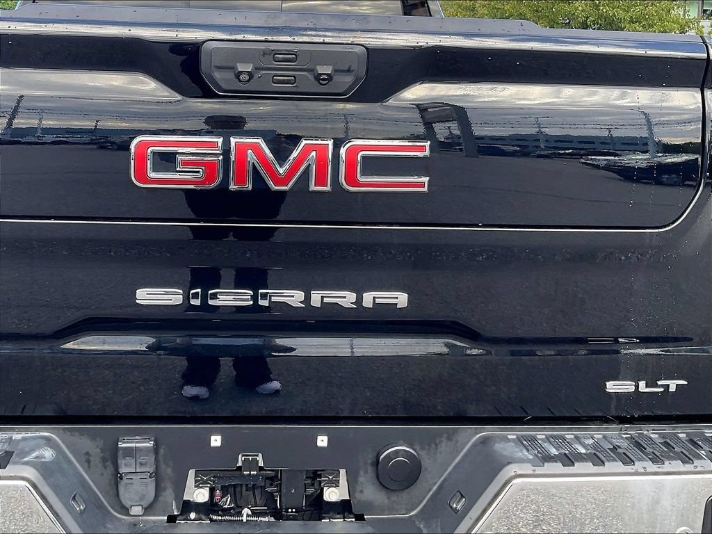 Used 2023 GMC Sierra 1500 SLT w/ SLT Premium Package AWD/4WD image 28