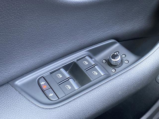 Used 2019 Audi Q7 3.0T Prestige w/ Prestige Package image 26