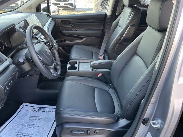 Used 2026 Honda Odyssey EX-L image 13