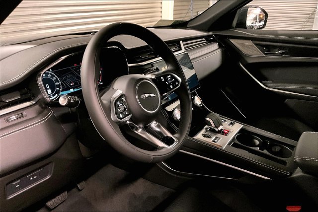 New 2026 Jaguar F-PACE R-Dynamic S AWD/4WD image 7