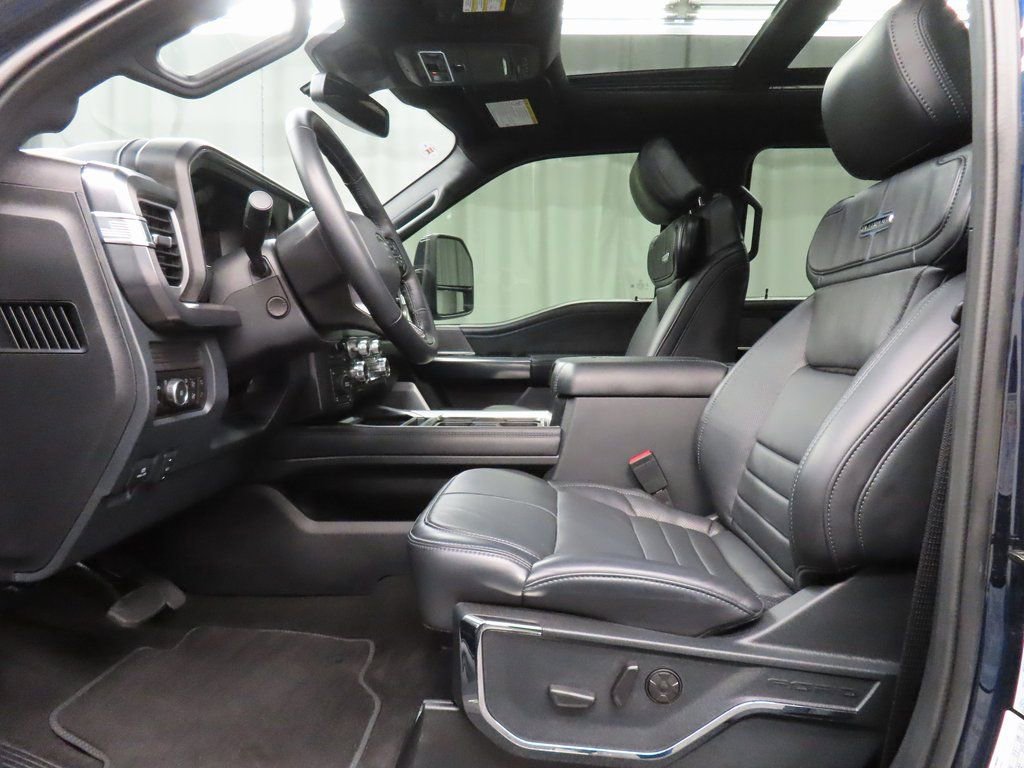 Used 2025 Ford F350 Platinum AWD/4WD image 12