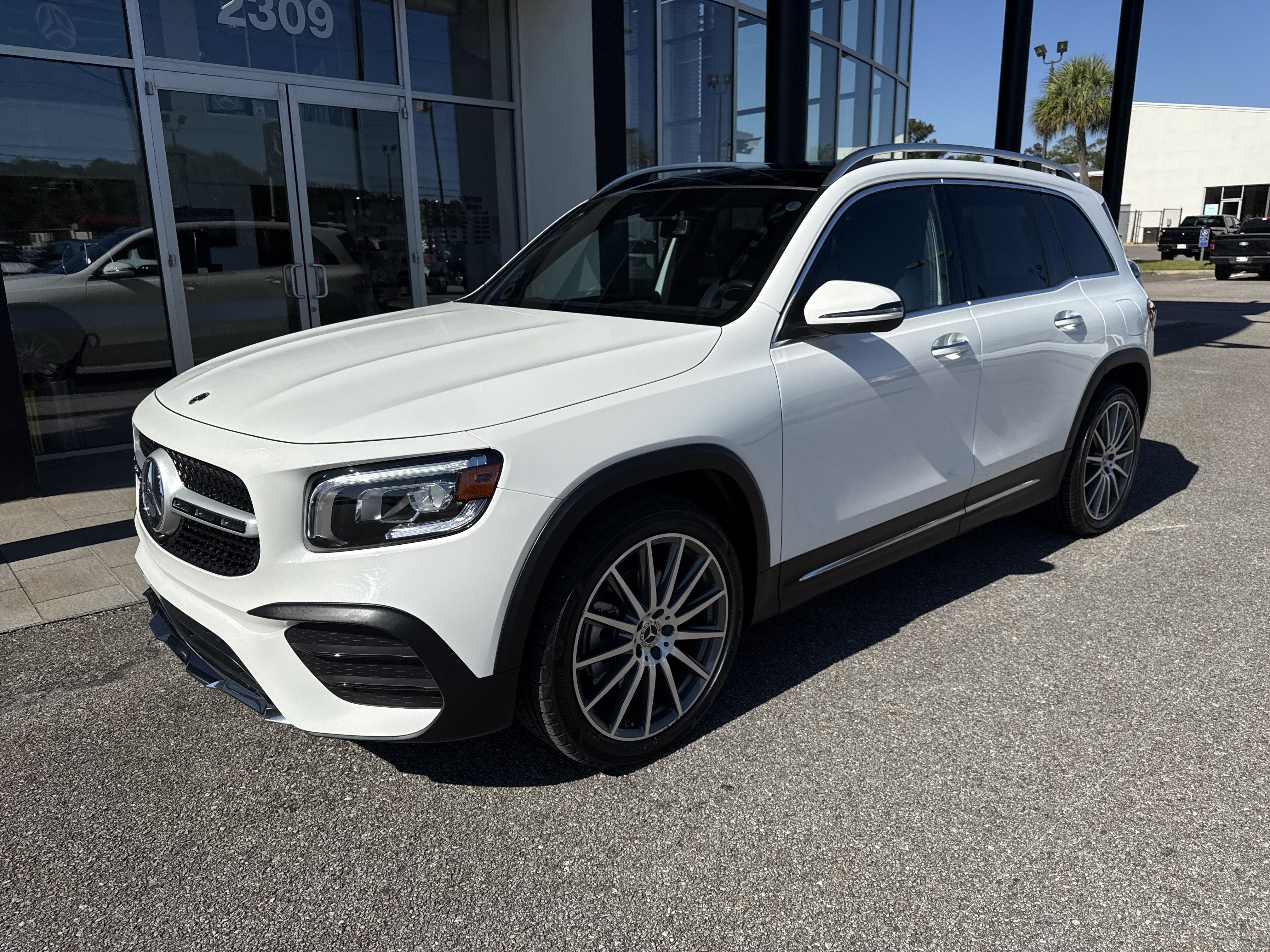 Used 2023 Mercedes-Benz GLB 250