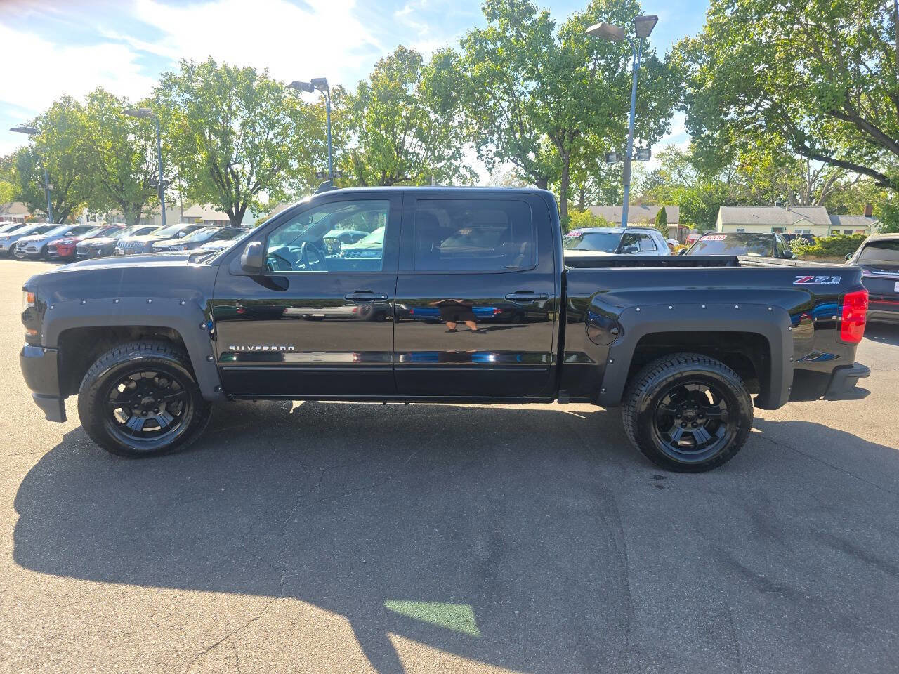 Used 2017 Chevrolet Silverado 1500 LT w/ All Star Edition image 13