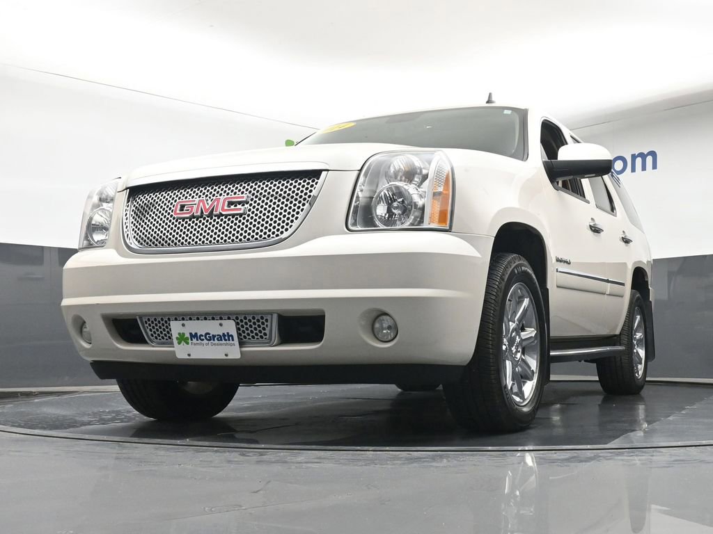 Used 2014 GMC Yukon Denali AWD/4WD image 6