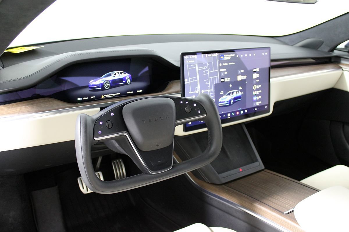 Used 2022 Tesla Model S AWD/4WD image 7