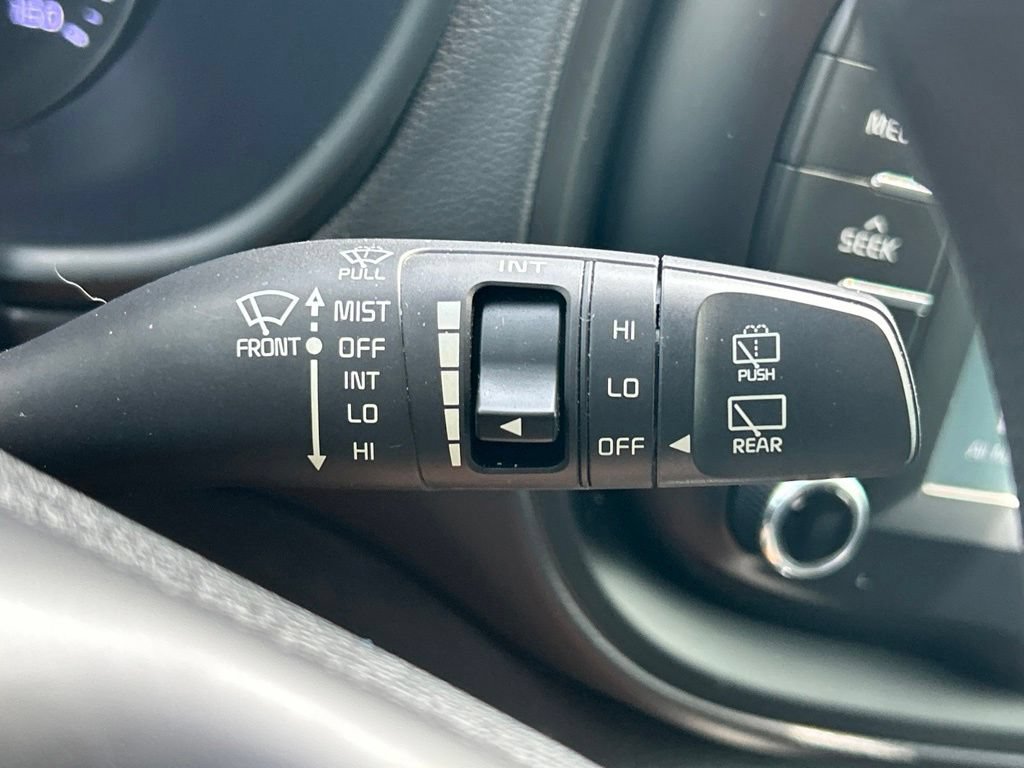 Used 2020 Kia Soul LX FWD image 29