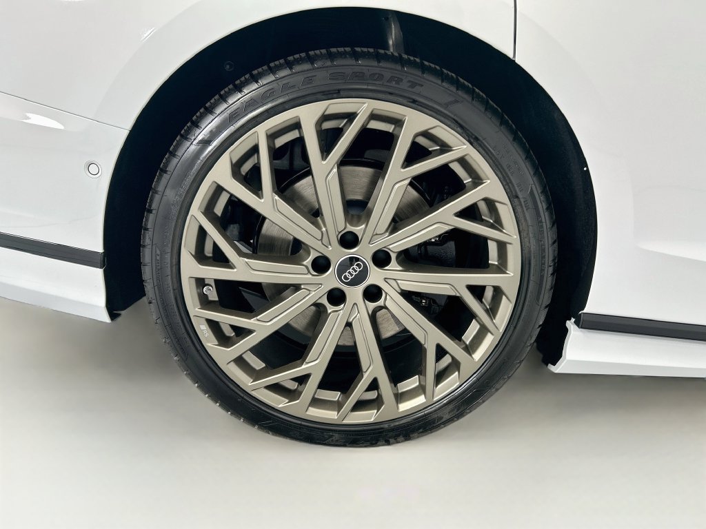New 2026 Audi A8 L 3.0T AWD/4WD image 32