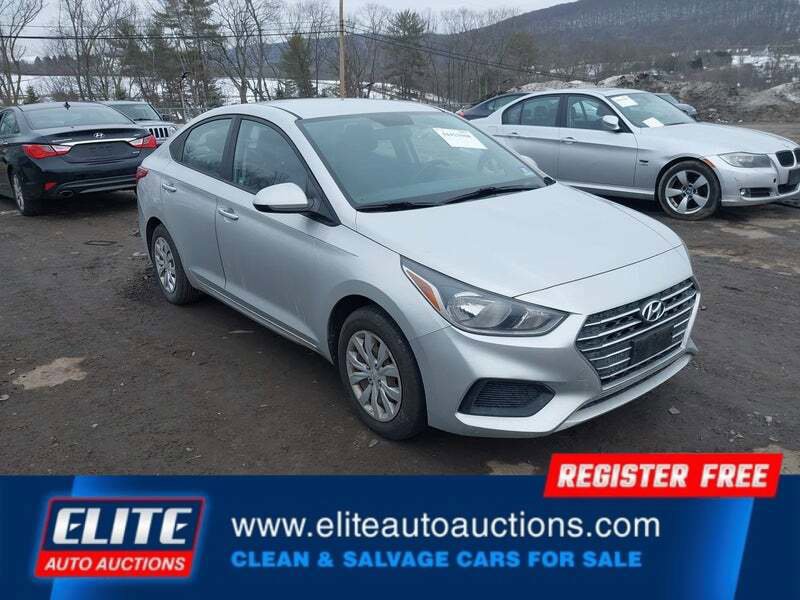 Used 2019 Hyundai Accent SE image 1