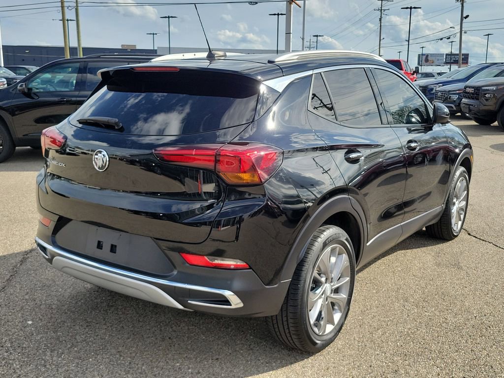 Used 2023 Buick Encore GX Essence w/ Experience Buick Package AWD/4WD image 4