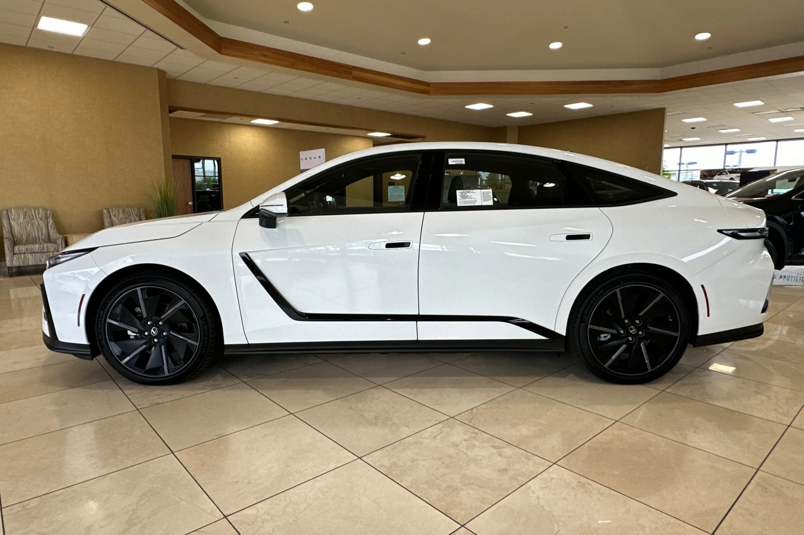 New 2026 Lexus ES 500e AWD/4WD image 7