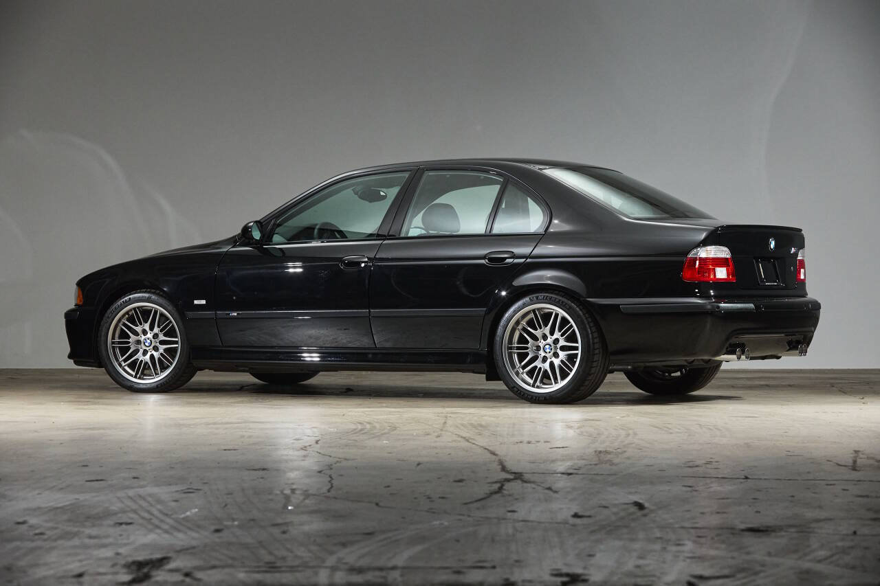 Used 2003 BMW M5 RWD image 7