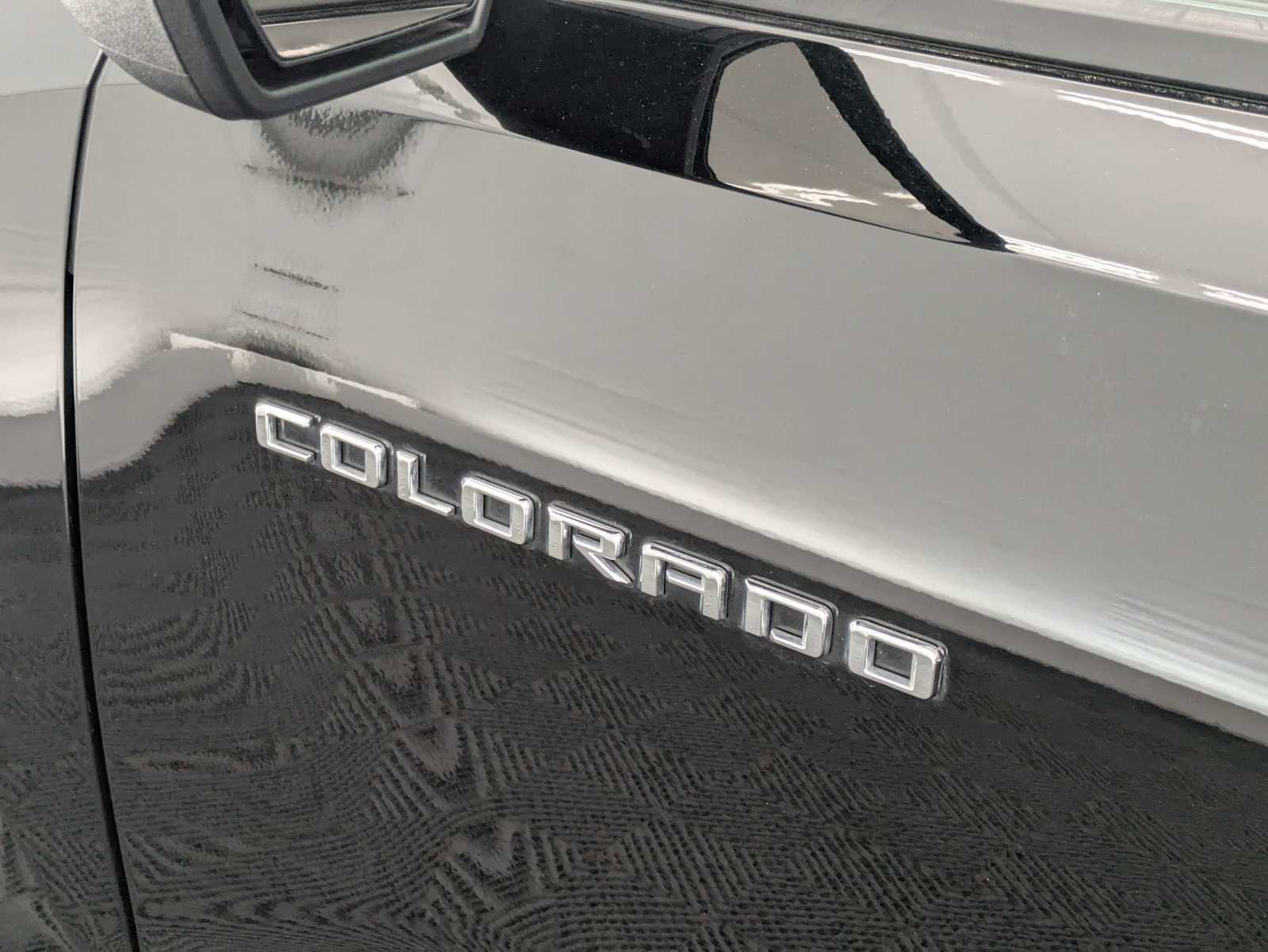 Used 2023 Chevrolet Colorado LT w/ LT Convenience Package AWD/4WD image 11