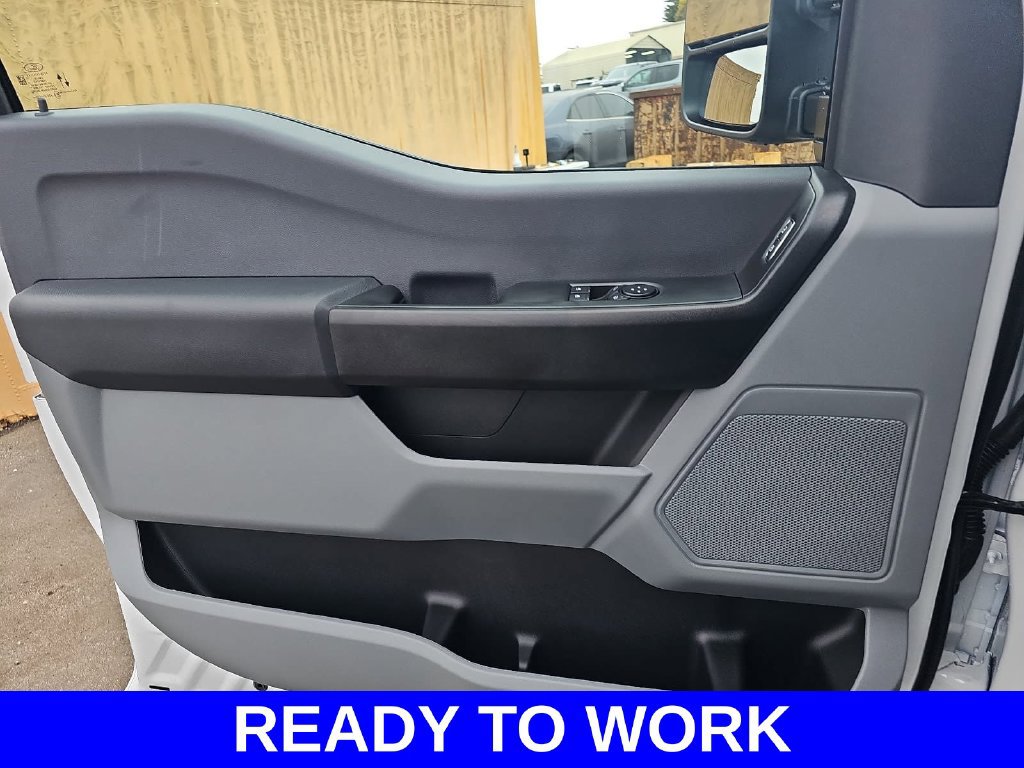 New 2027 Ford F550 4x4 Regular Cab Super Duty image 24
