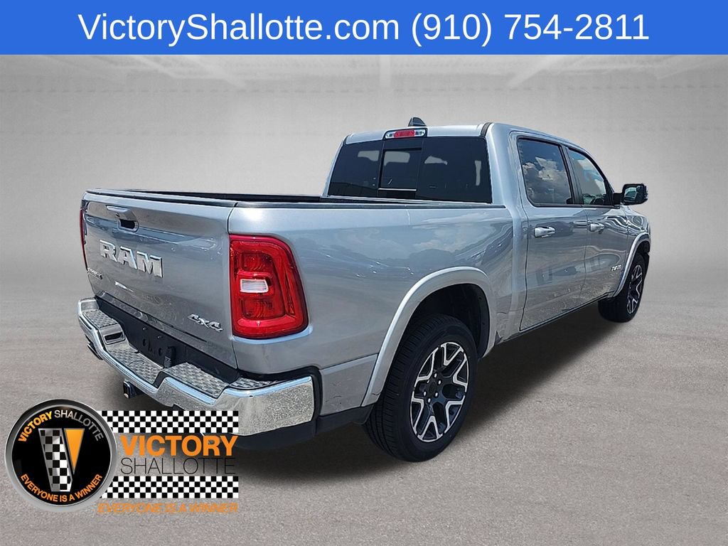 Used 2025 RAM 1500 Laramie AWD/4WD image 32