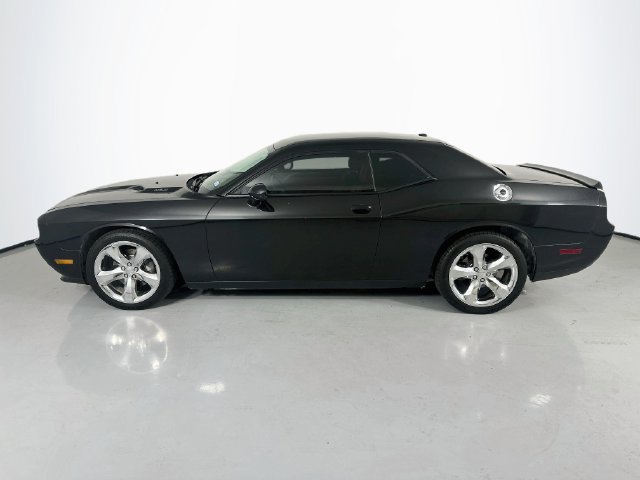 Used 2014 Dodge Challenger R/T Plus RWD image 5