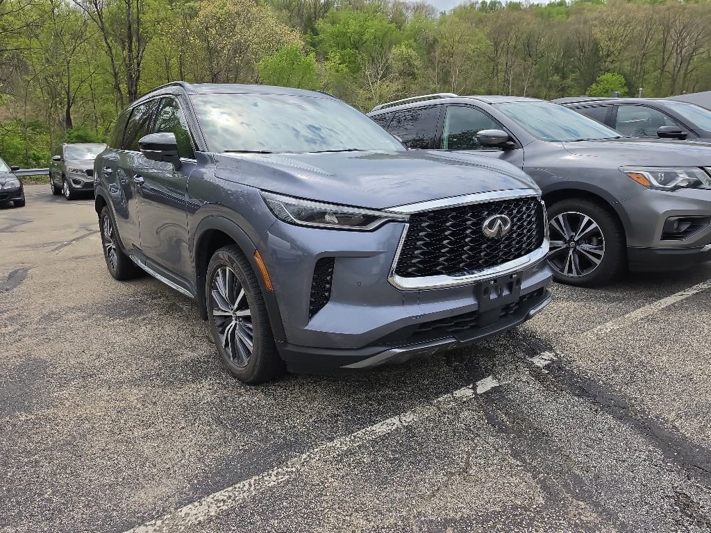 Used 2023 INFINITI QX60 Autograph w/ Cargo Package AWD/4WD image 3