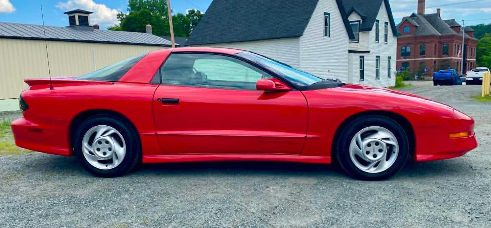 Used 1994 Pontiac Firebird Formula RWD image 6