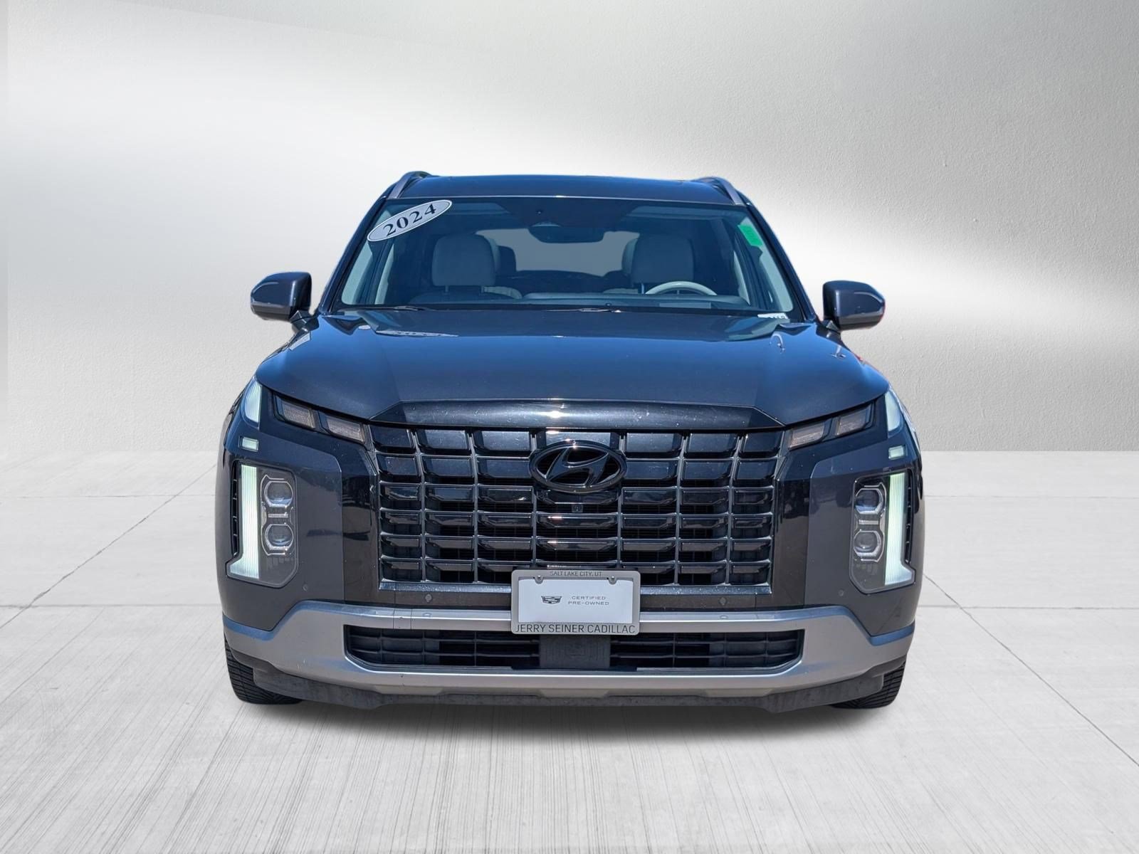 Used 2024 Hyundai Palisade Limited AWD/4WD image 9