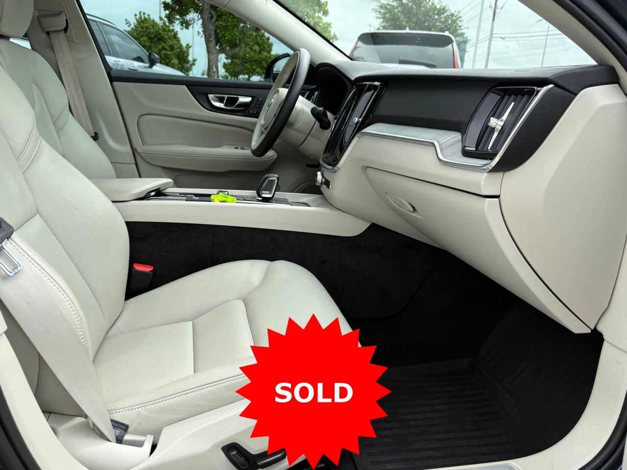 Certified 2023 Volvo S60 B5 Plus w/ Protection Package Premier image 35