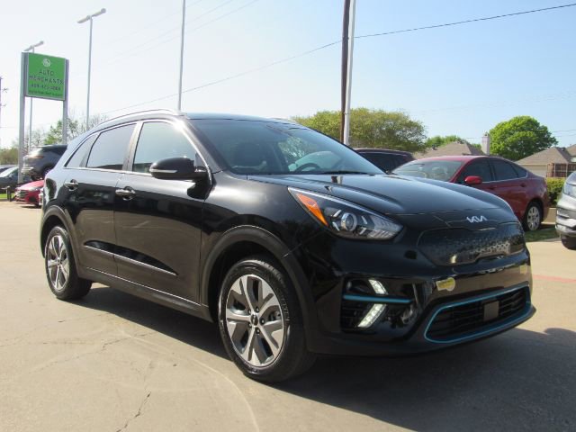 Used 2022 Kia Niro EX image 4