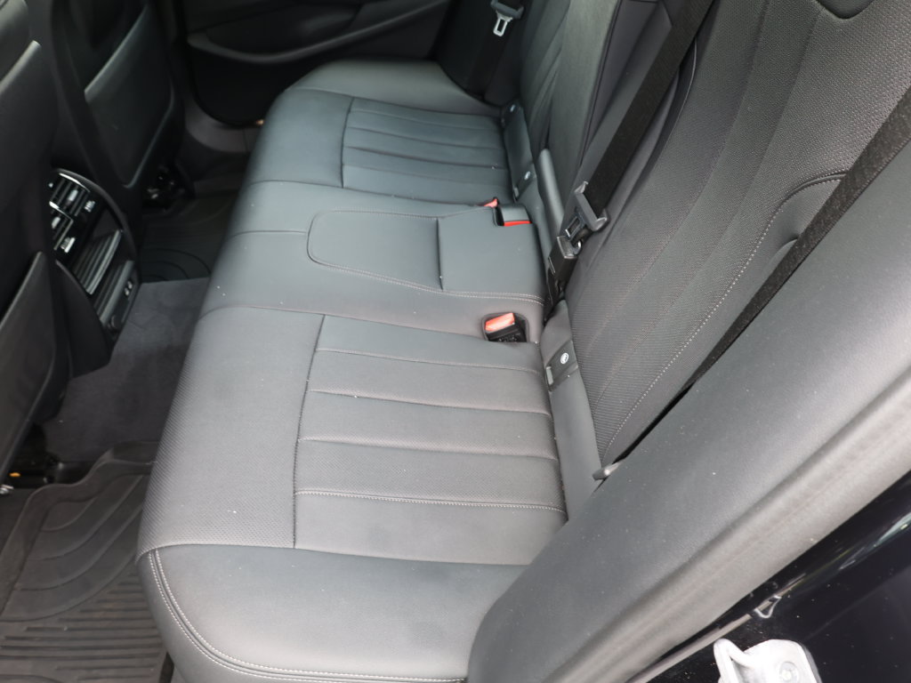 Used 2023 BMW 530i xDrive w/ M Sport Package AWD/4WD image 21