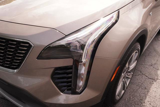 Used 2023 Cadillac XT4 Premium Luxury w/ Cold Weather Package FWD image 32
