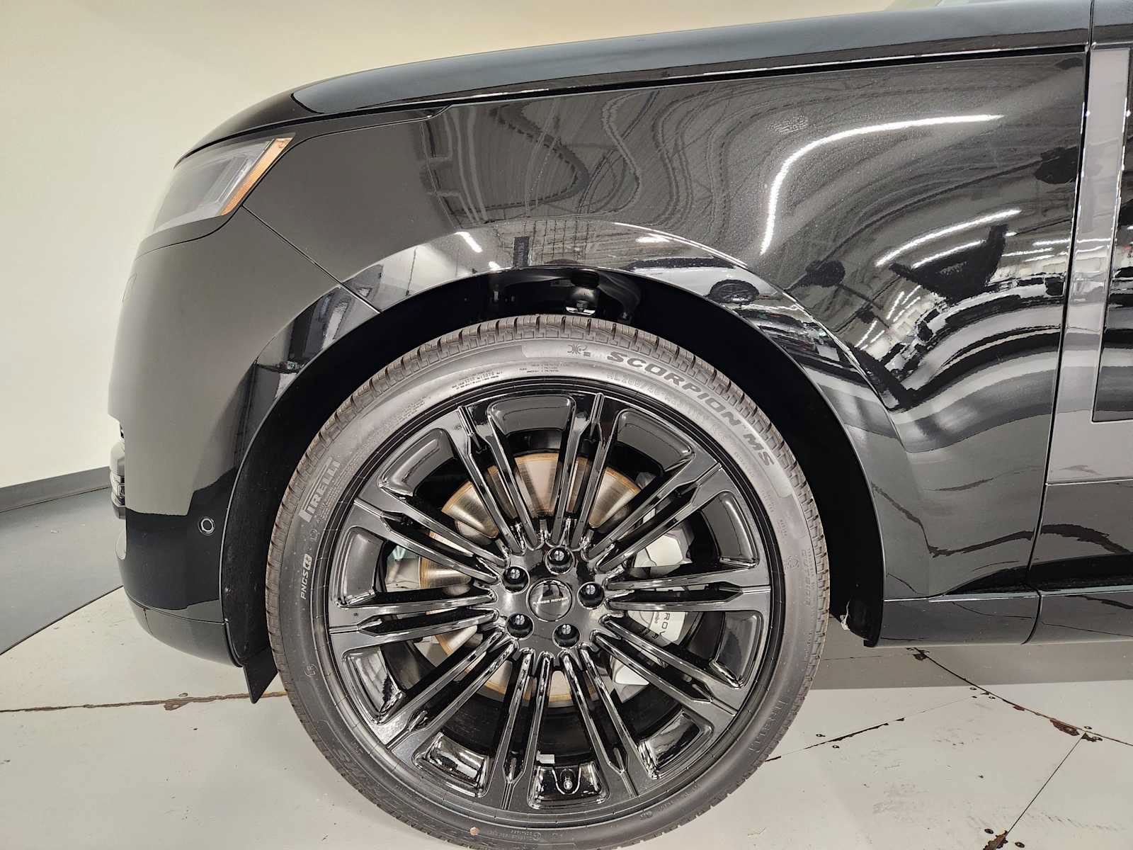 New 2026 Land Rover Range Rover SE AWD/4WD image 11