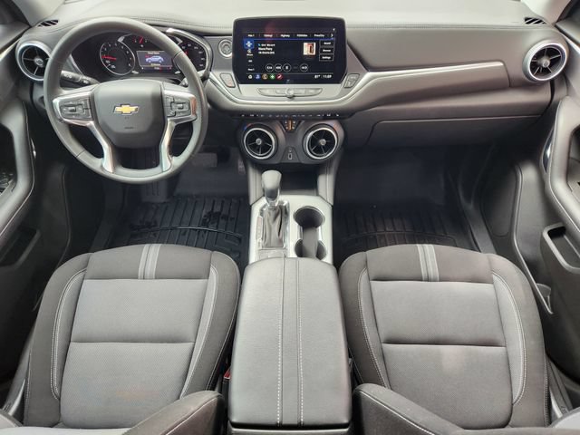 Used 2024 Chevrolet Blazer LT FWD image 26
