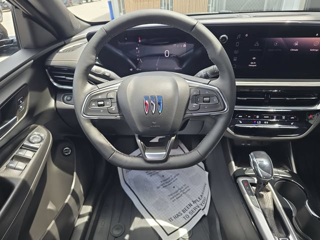 Certified 2025 Buick Envista Avenir FWD image 12