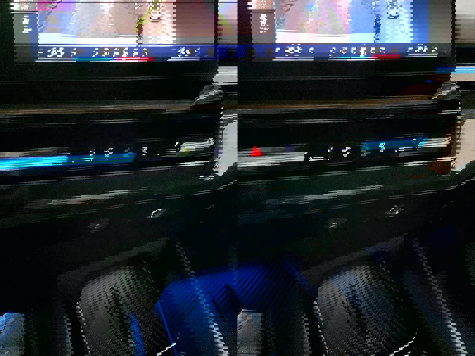 Certified 2024 BMW 530i xDrive image 33