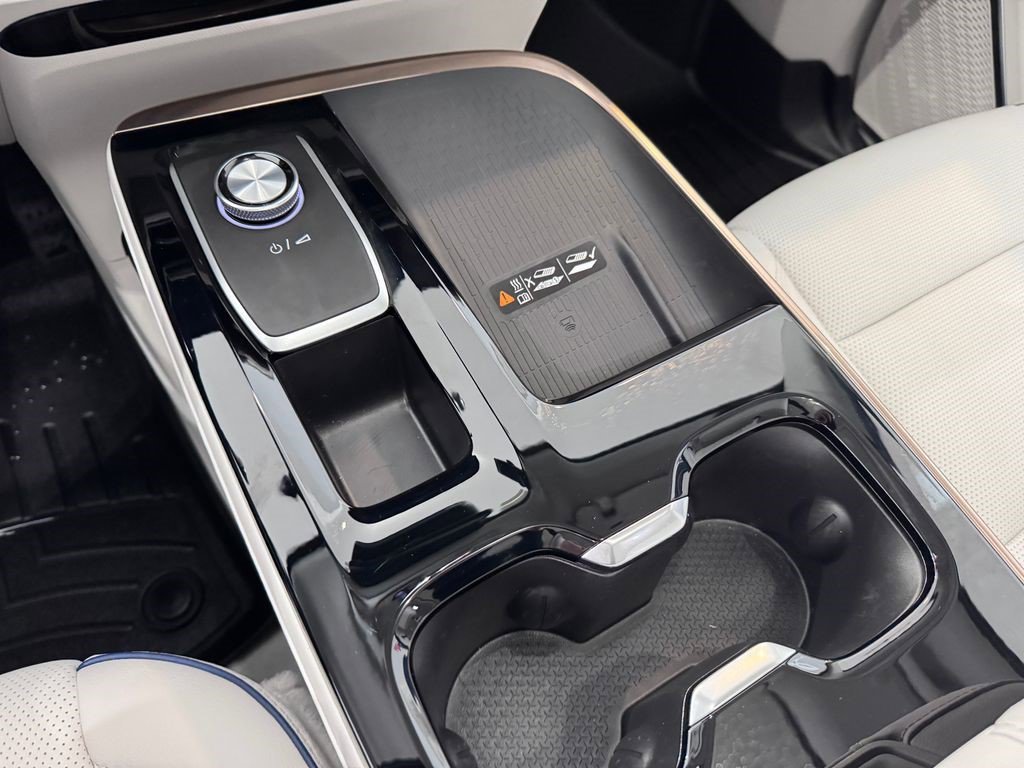 Certified 2025 Buick Enclave Avenir w/ Trailering Package, 5000 lbs. image 23