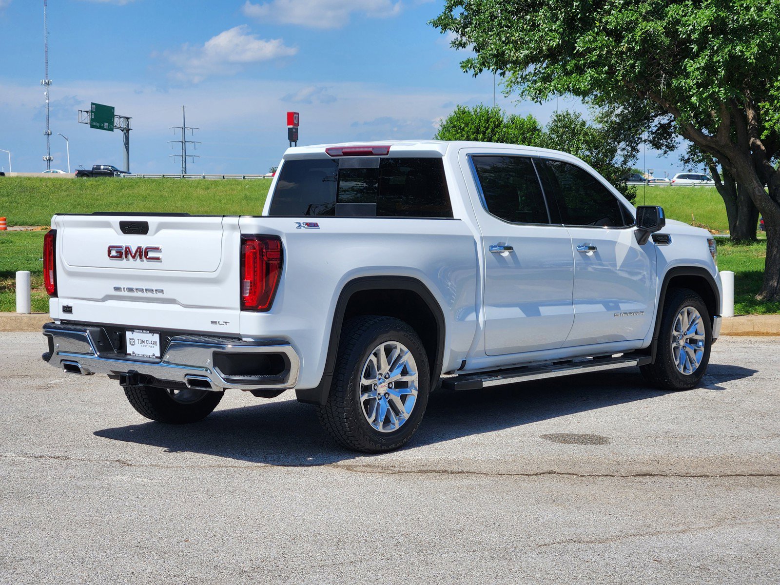 Used 2019 GMC Sierra 1500 SLT w/ SLT Premium Plus Package AWD/4WD image 5