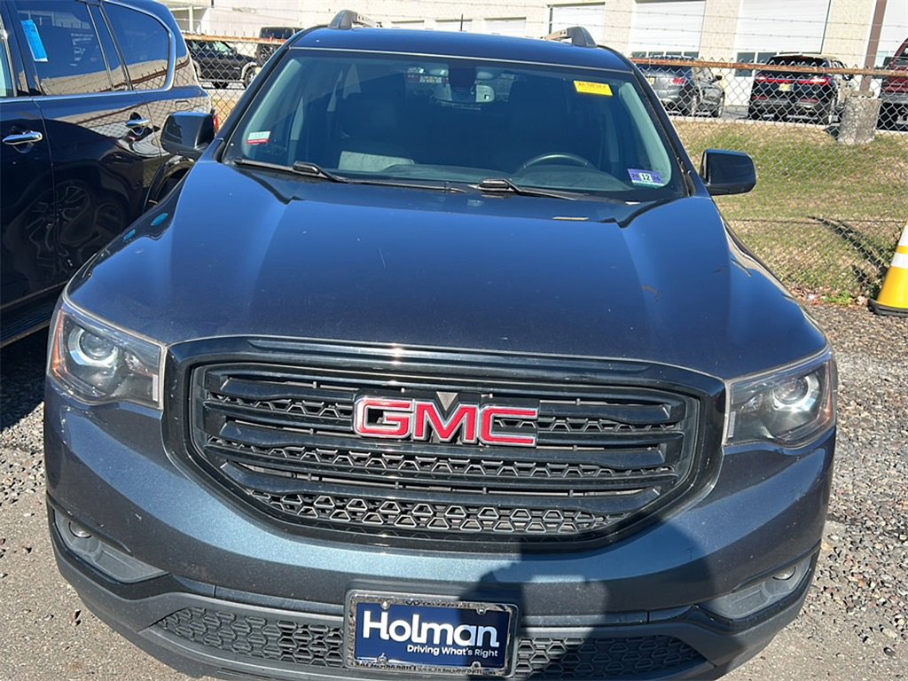 Used 2019 GMC Acadia SLT w/ Black Edition image 2