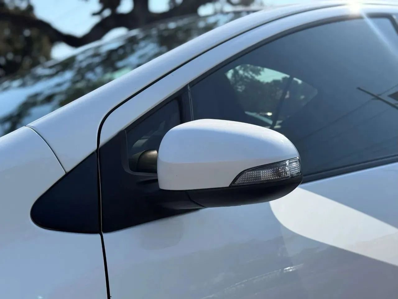 Used 2012 Toyota Prius C One FWD image 12