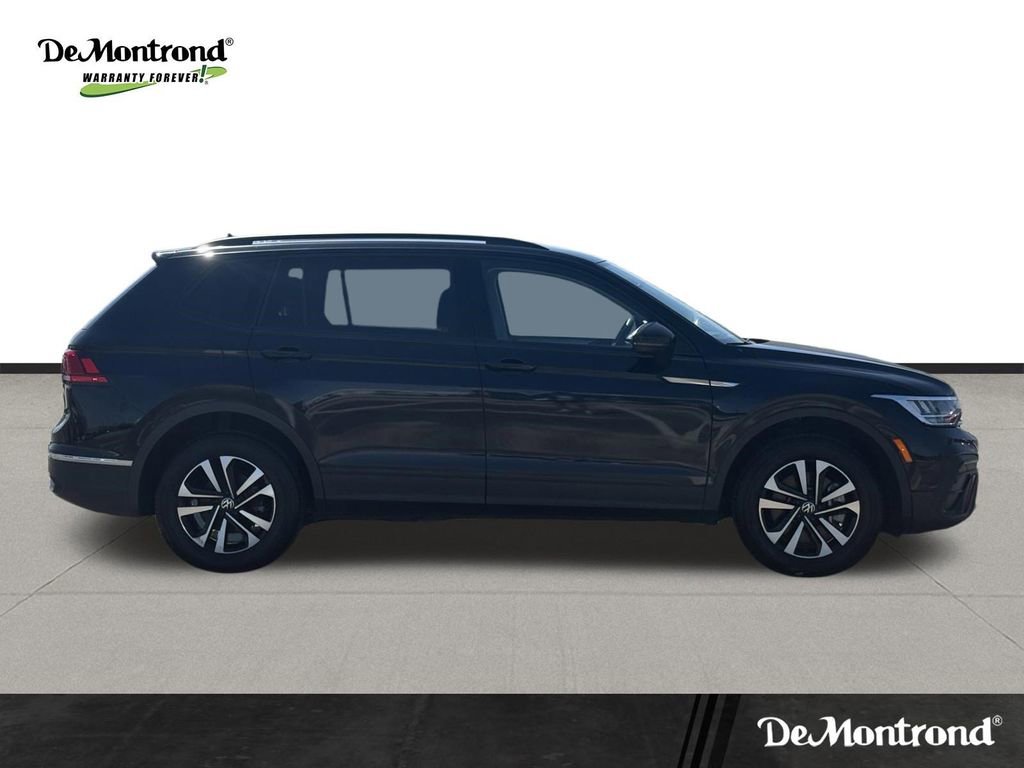 Used 2022 Volkswagen Tiguan S image 3