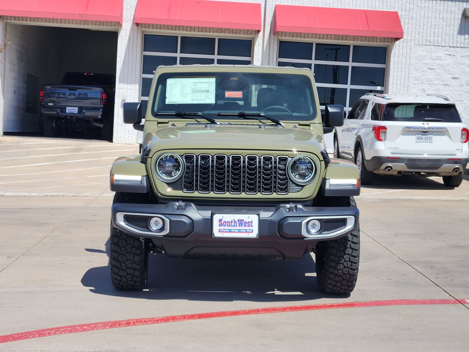 New 2026 Jeep Gladiator Mojave AWD/4WD image 6