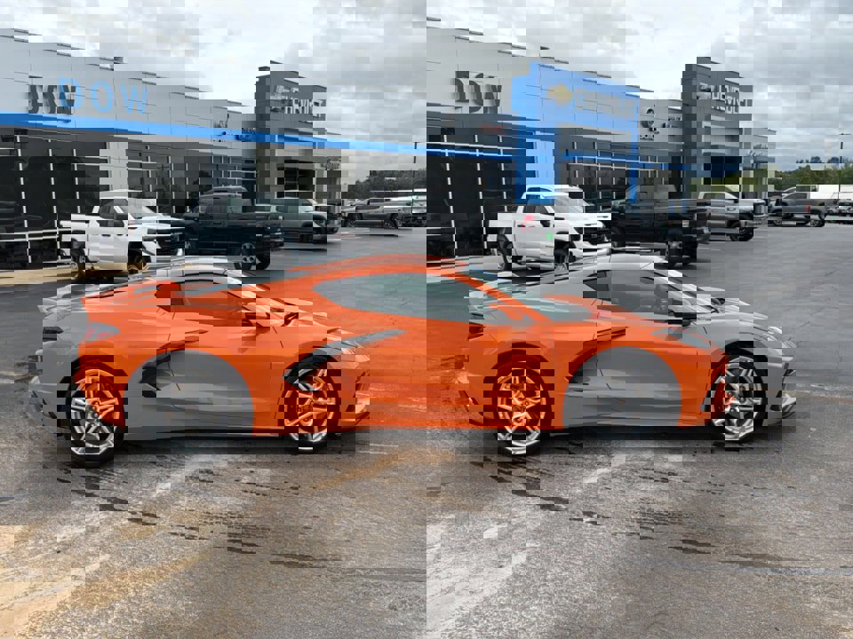 Used 2022 Chevrolet Corvette Stingray Preferred Cpe w/ Z51 Performance Package image 2