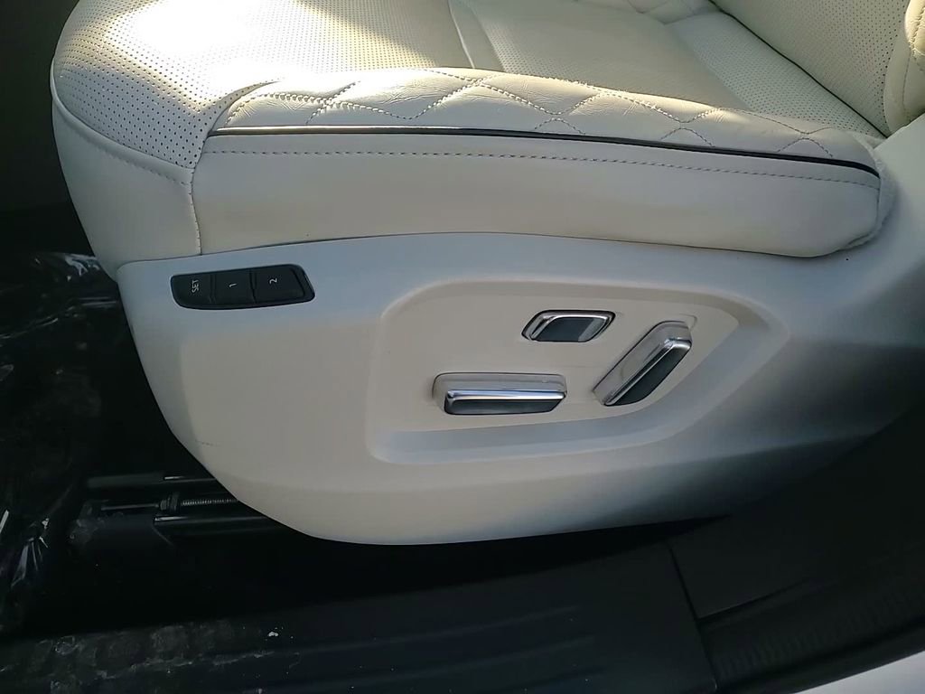 Certified 2023 MAZDA CX-9 Signature image 14