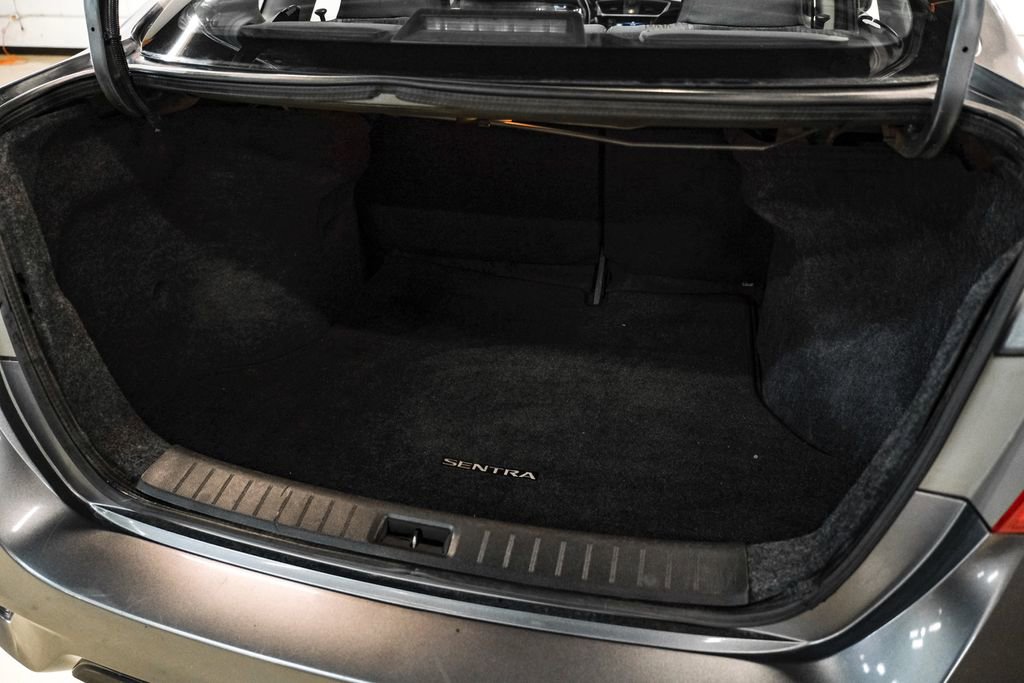 Used 2019 Nissan Sentra SV FWD image 49