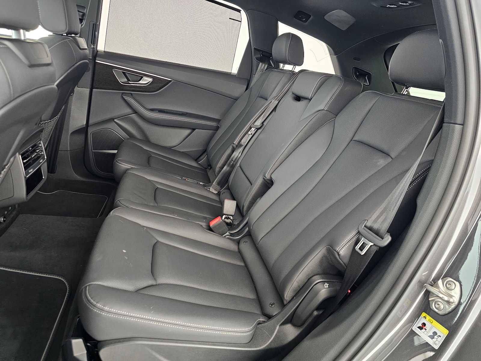 Used 2025 Audi Q7 3.0T Premium Plus w/ Premium Plus Package AWD/4WD image 17