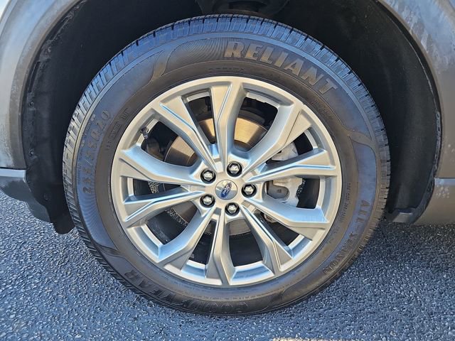 Used 2021 Ford Explorer Limited w/ Equipment Group 301A image 34