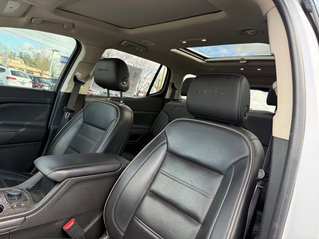 Used 2021 GMC Acadia Denali w/ Denali Ultimate Package image 15